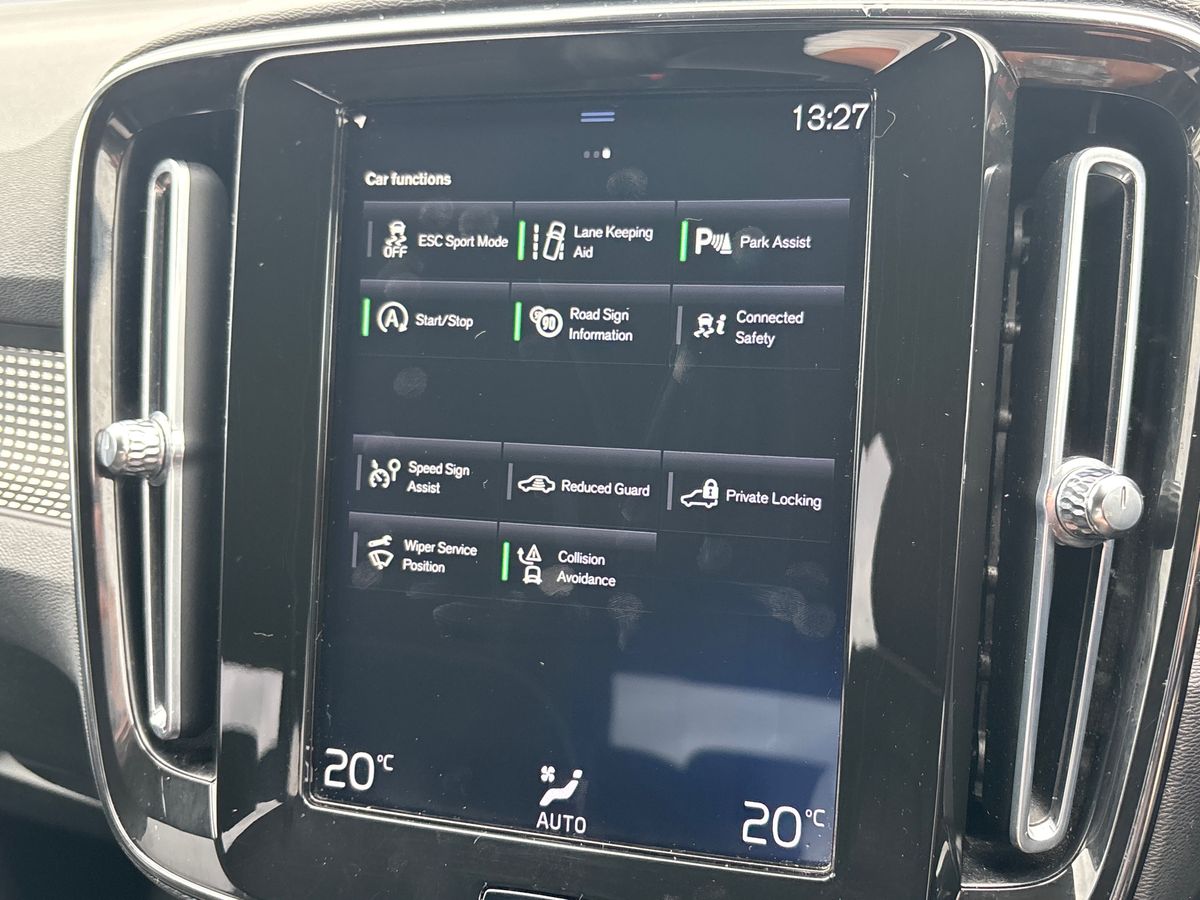 Used Volvo XC40 2020 for sale - 76870055: Photo 32