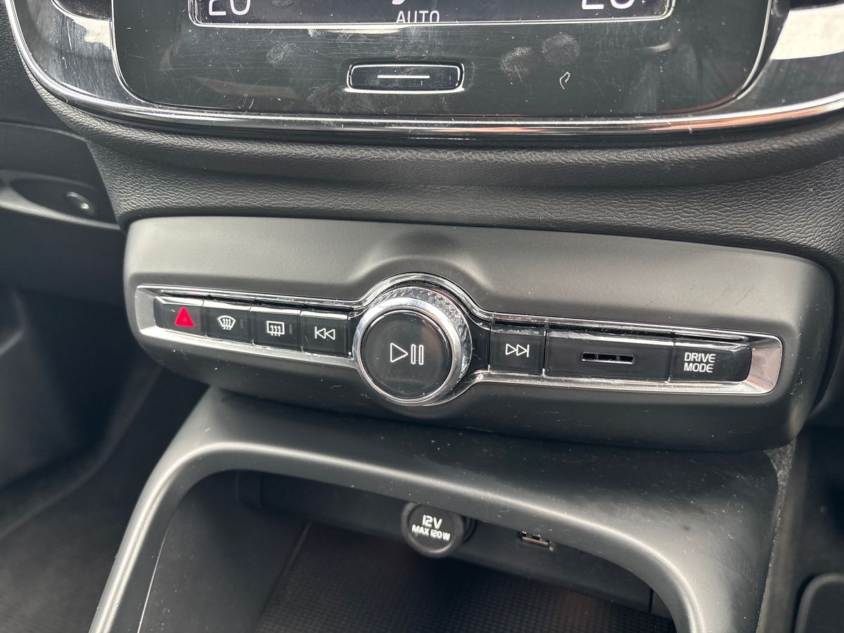 Used Volvo XC40 2020 for sale - 76870055: Photo 34