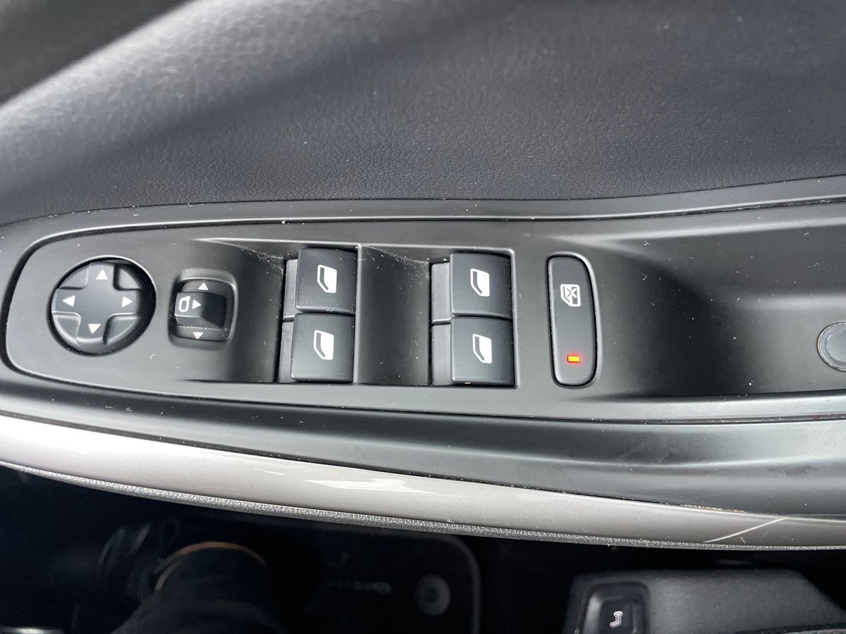 Used Vauxhall Grandland 2022 for sale - 75843675: Photo 17