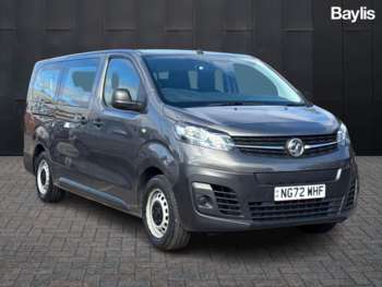 2023 - VIVARO-e LIFE Combi 50kWh 136 EV 9 seat M Auto 6-Door