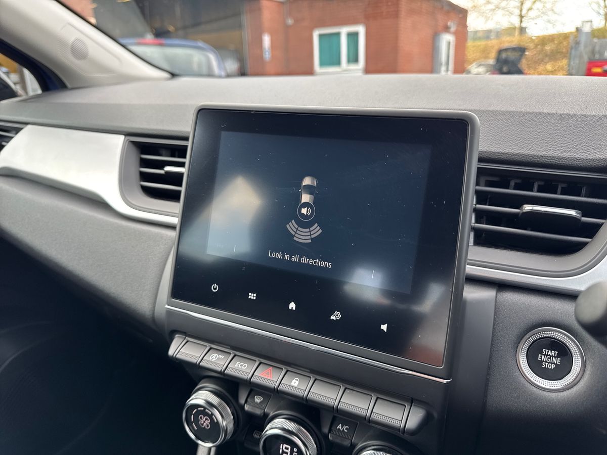 Used Renault Captur 2022 for sale - 76873556: Photo 18