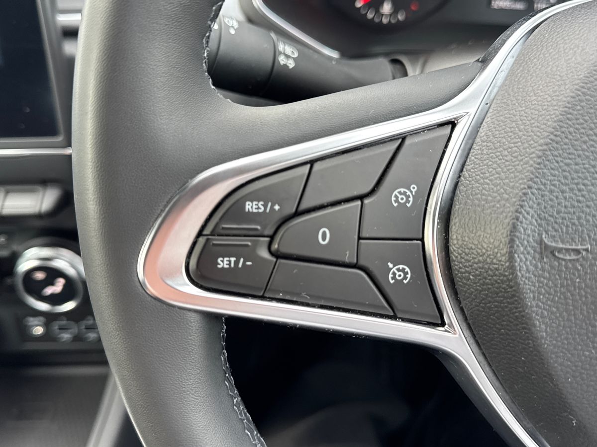 Used Renault Captur 2022 for sale - 76873556: Photo 22