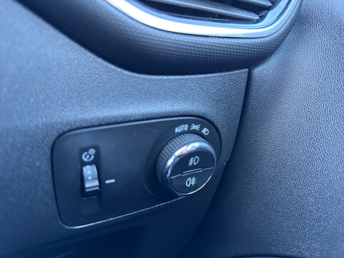 Used Vauxhall Crossland 2022 for sale - 76871296: Photo 27