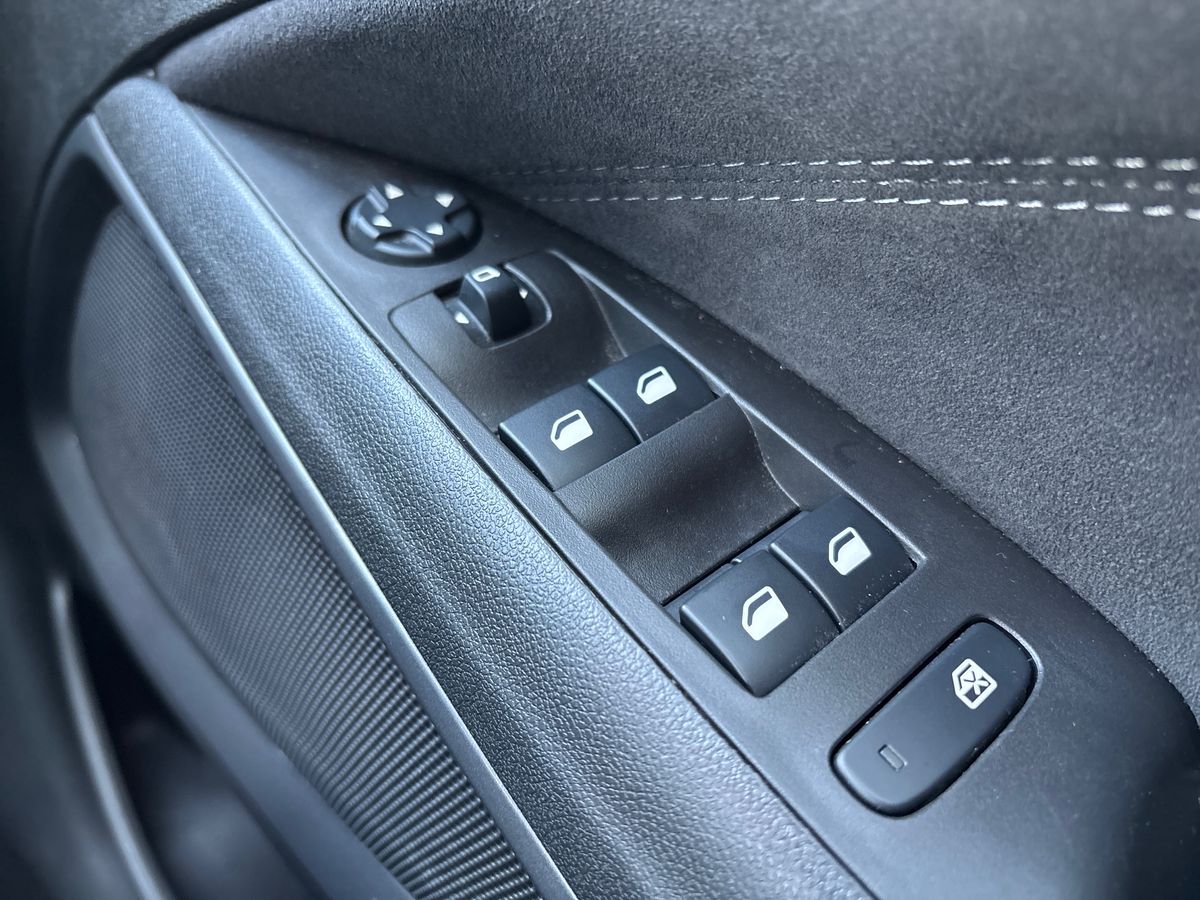 Used Vauxhall Crossland 2022 for sale - 76873712: Photo 17