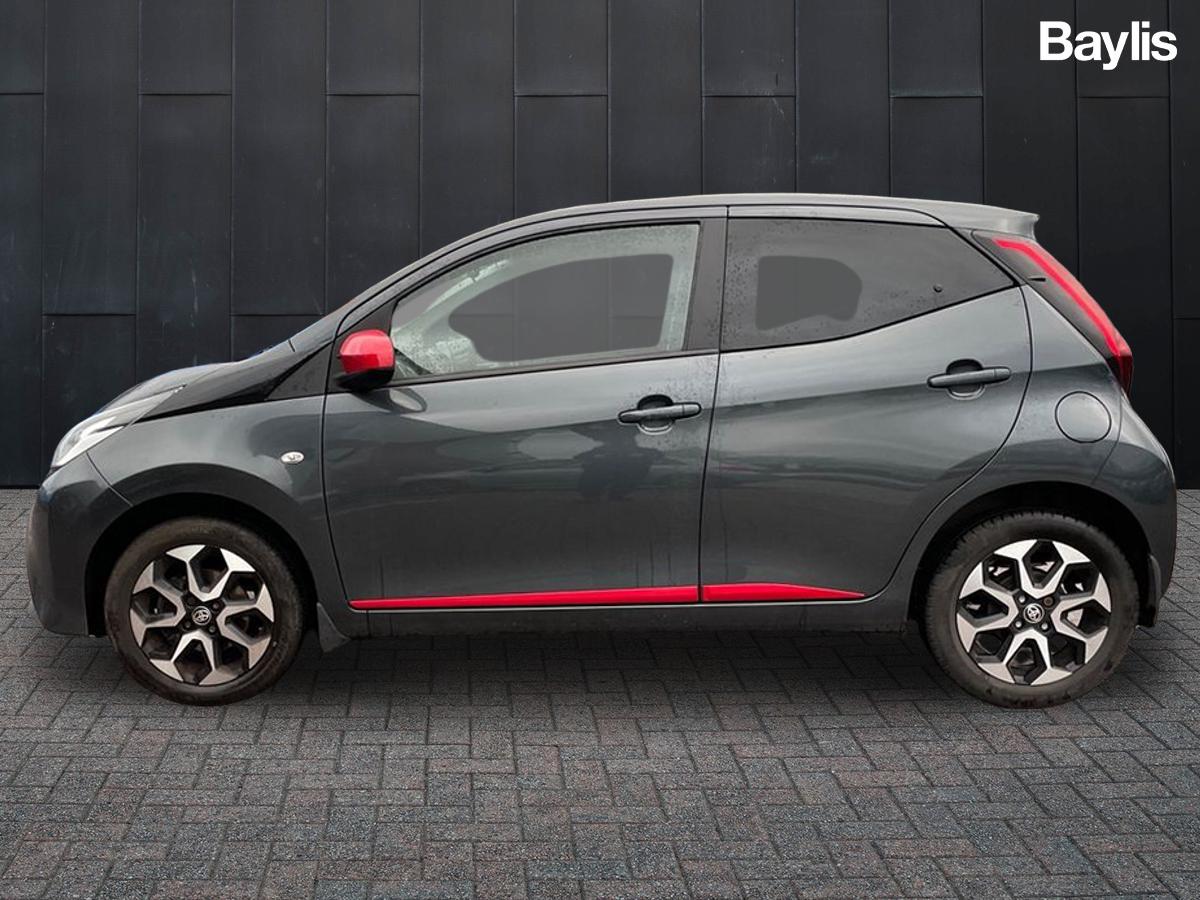 Used Toyota AYGO 2021 for sale - 76874360: Photo 8