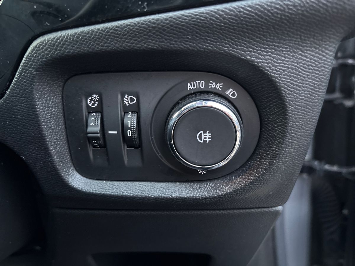 Used Vauxhall Corsa 2021 for sale - 76870852: Photo 27