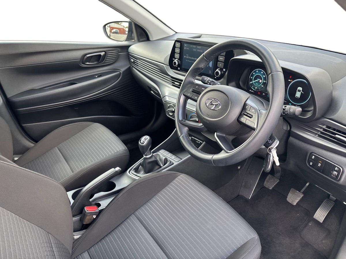 Used Hyundai i20 2022 for sale - 76869100: Photo 3