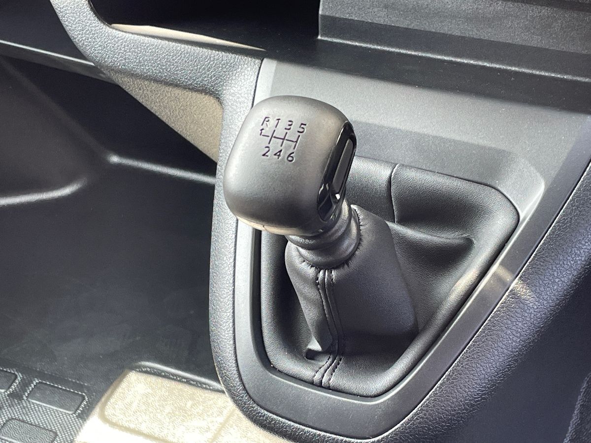 Used Vauxhall Vivaro 2025 for sale - 77218689: Photo 14