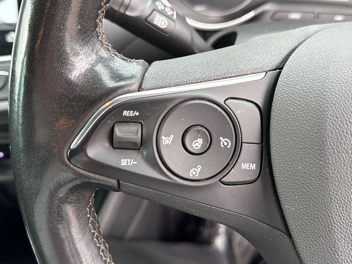 Used Vauxhall Crossland 2022 for sale - 76869592: Photo 22