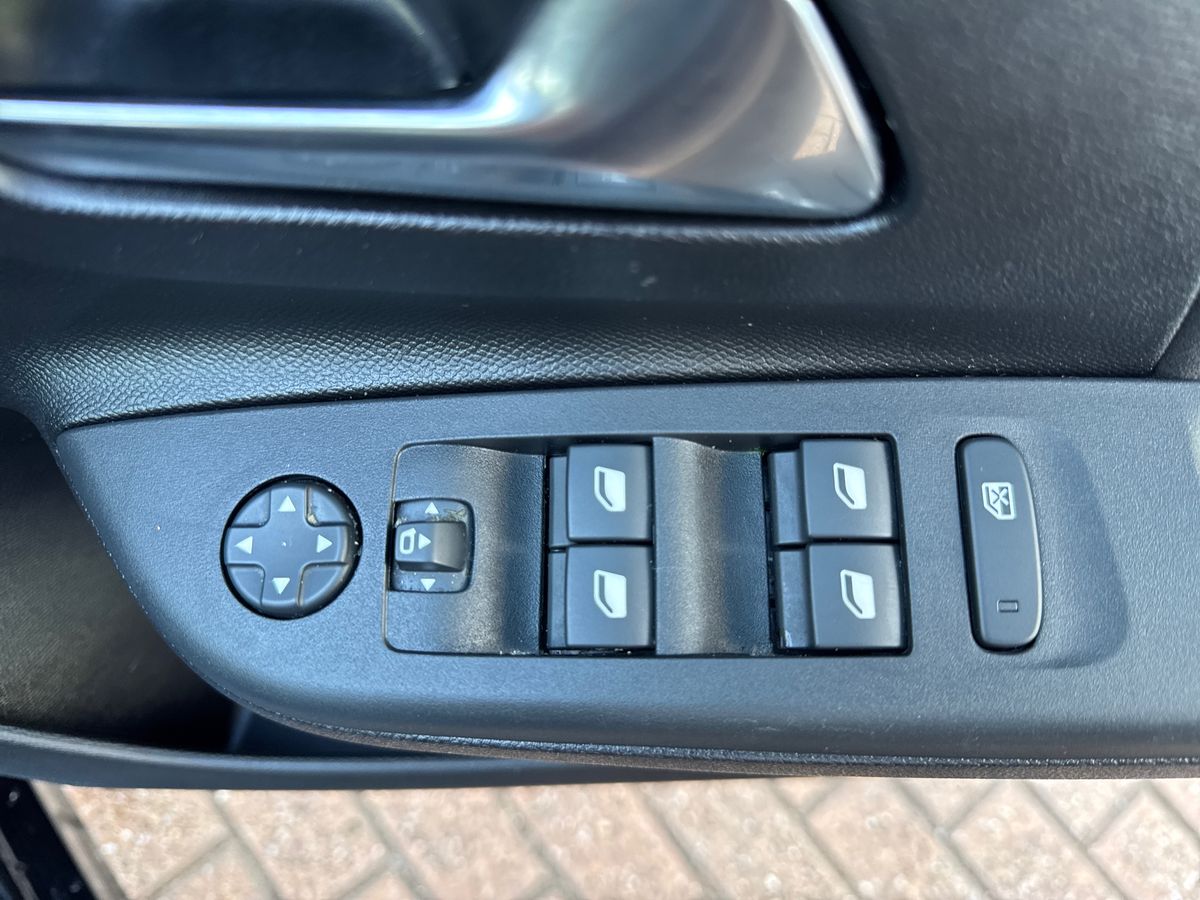 Used Vauxhall Corsa 2024 for sale - 75629480: Photo 17