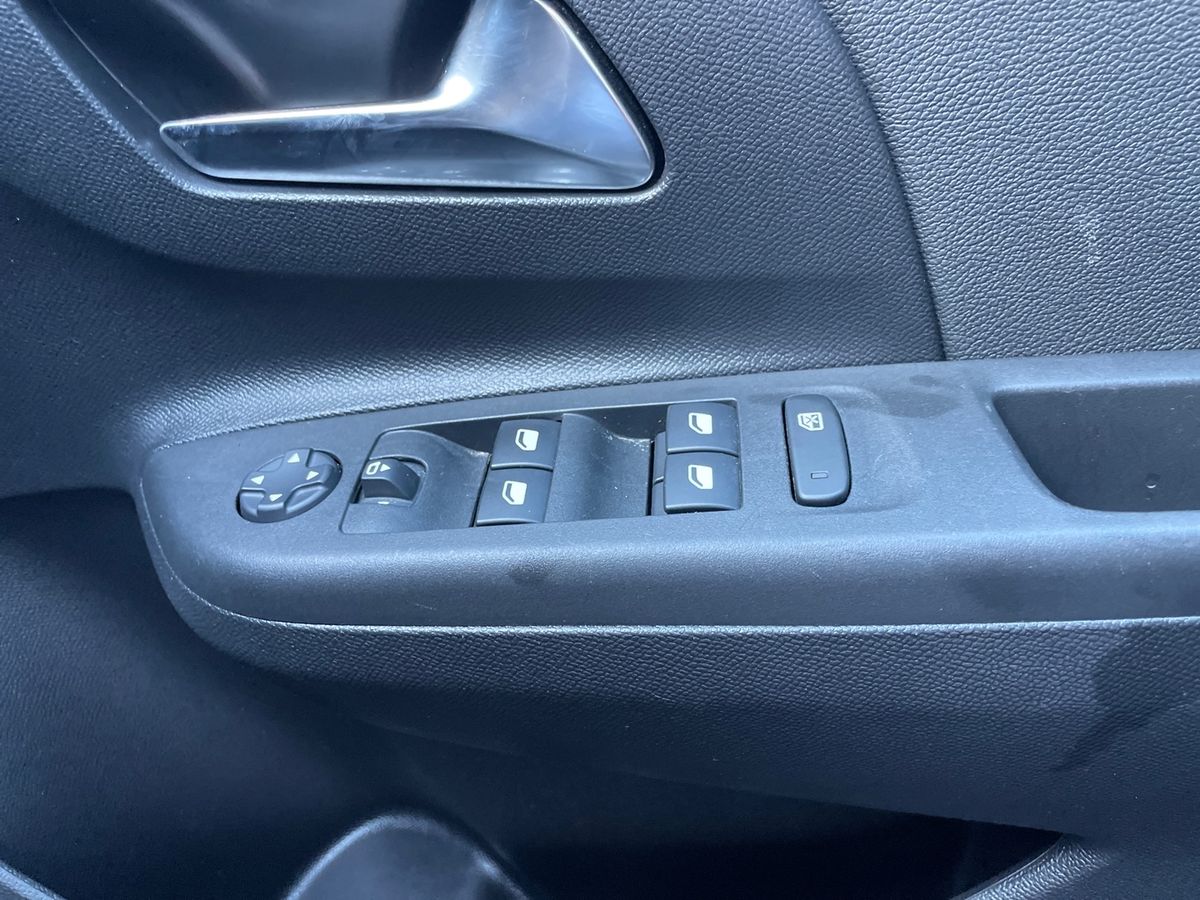 Used Vauxhall Corsa 2023 for sale - 76871097: Photo 17