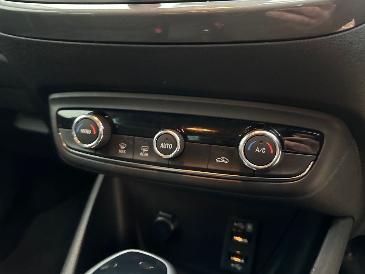 Used Vauxhall Crossland 2022 for sale - 76872445: Photo 16