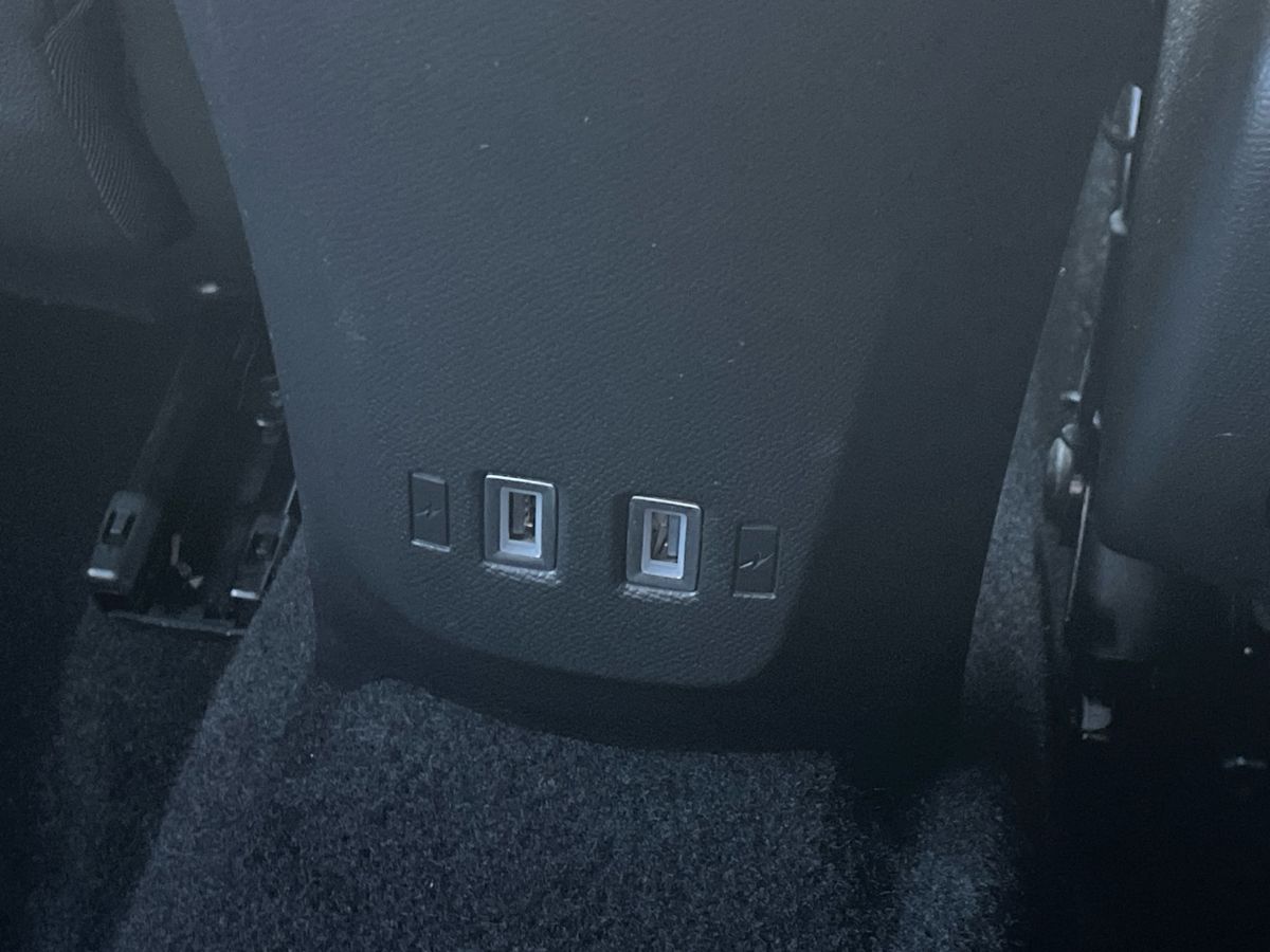 Vehicle 33