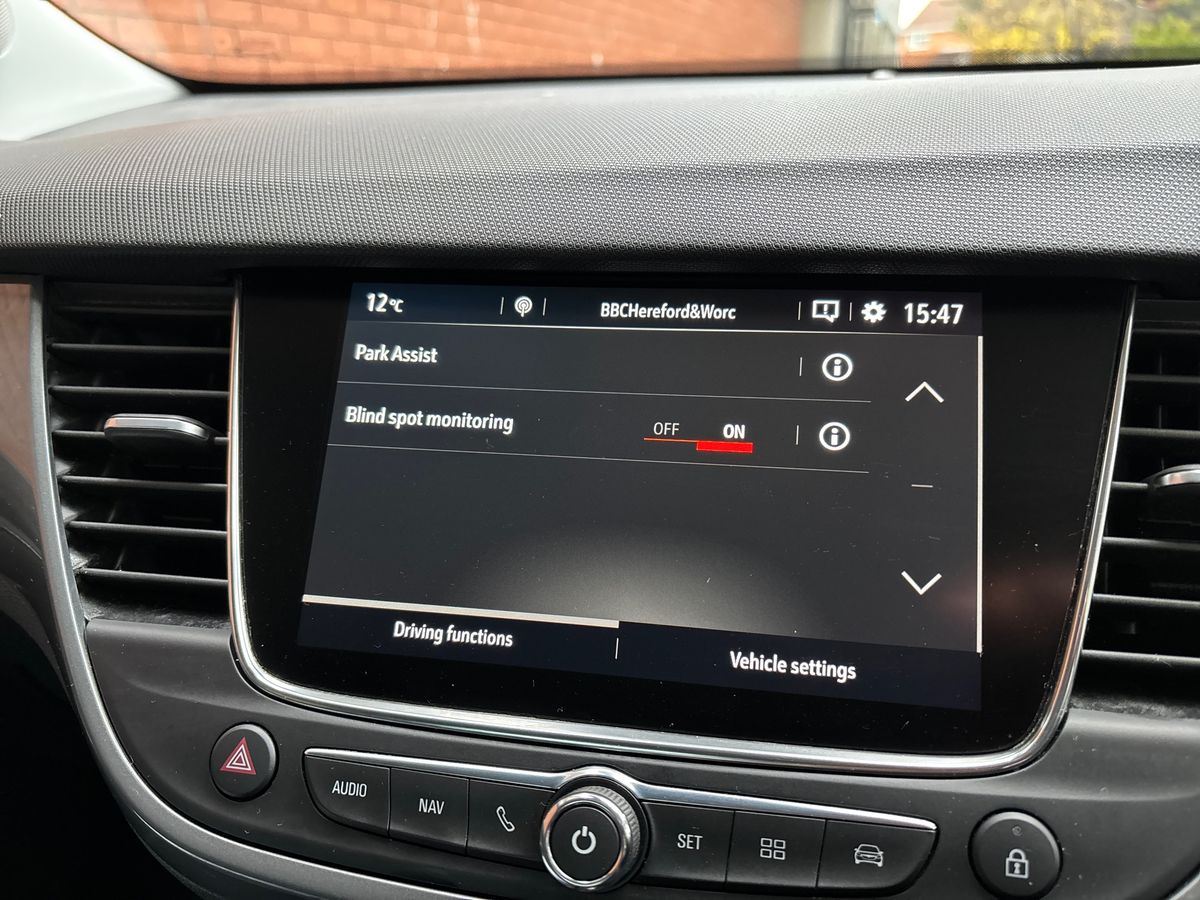 Used Vauxhall Crossland 2022 for sale - 76871532: Photo 31