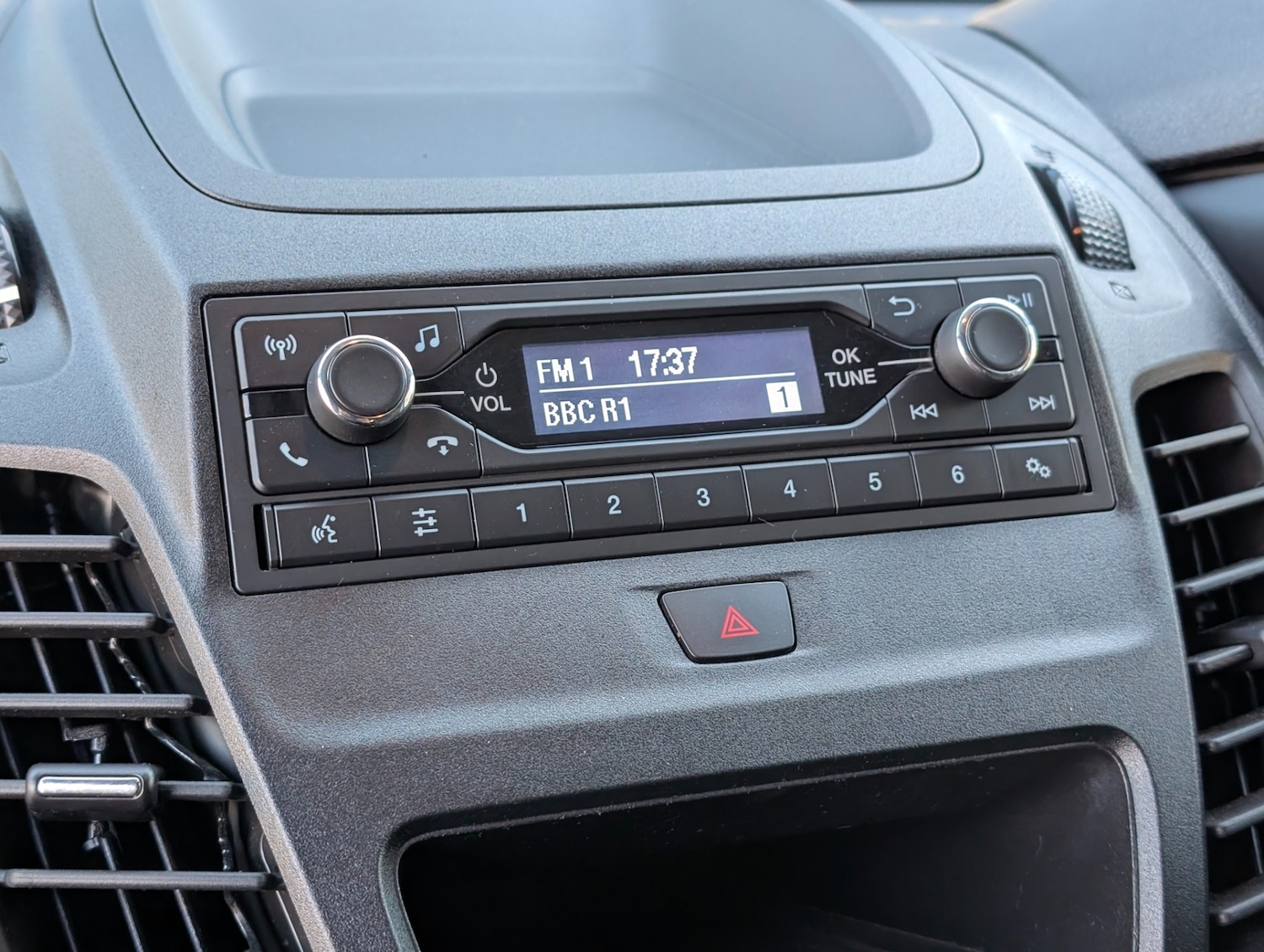 Used Ford Transit Connect 2020 for sale - 76830627: Photo 20