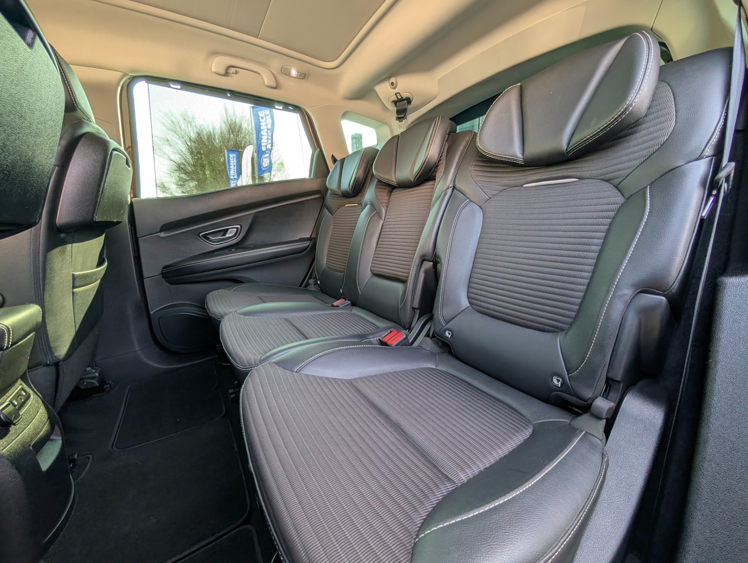 Used Renault Scenic 2017 for sale - 77819108: Photo 16