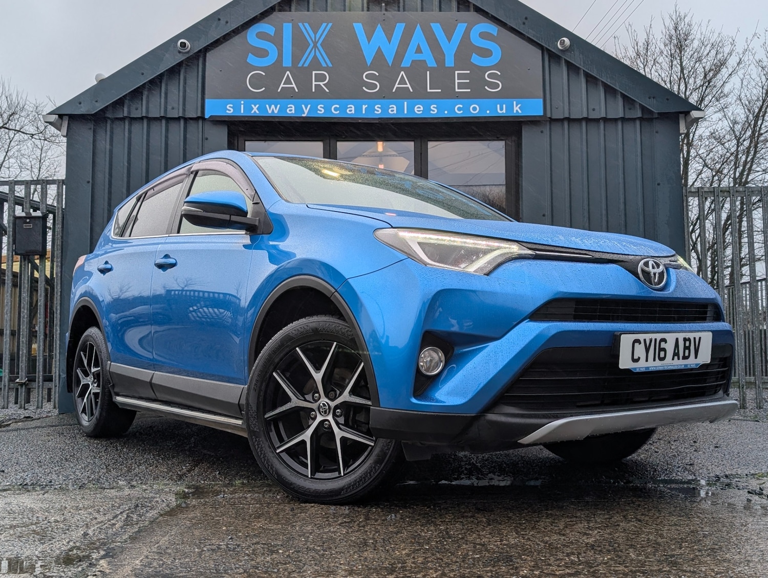 Used Toyota RAV4 2016 for sale - 77113317: Photo 3