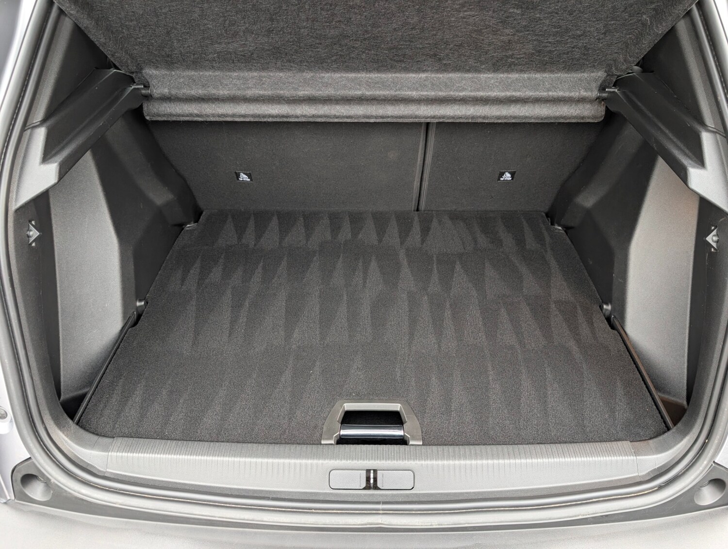 Used Peugeot 2008 2023 for sale - 77628869: Photo 24