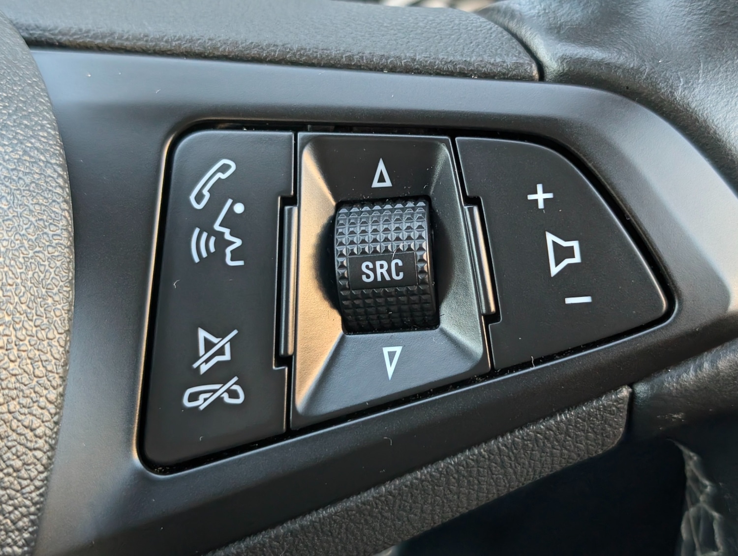 Used Vauxhall Astra 2019 for sale - 76611311: Photo 23