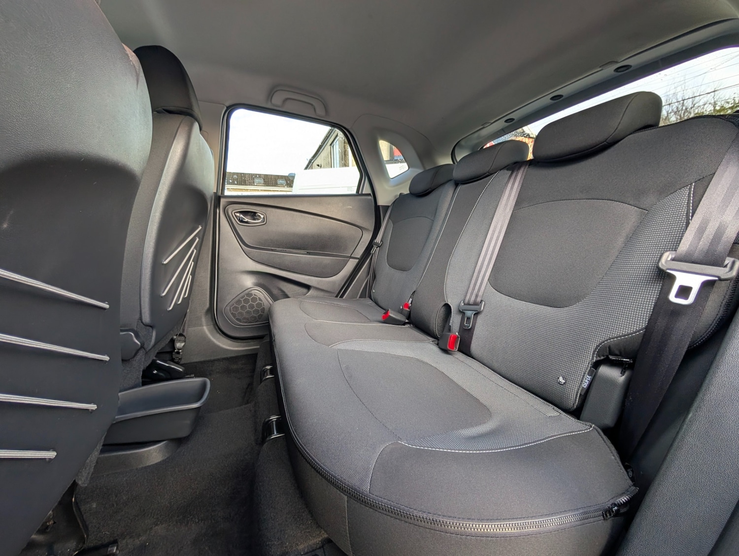 Used Renault Captur 2016 for sale - 77336322: Photo 13