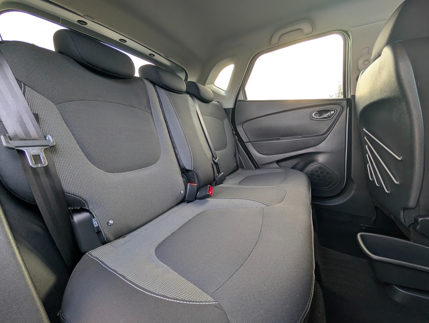 Used Renault Captur 2016 for sale - 77336322: Photo 16