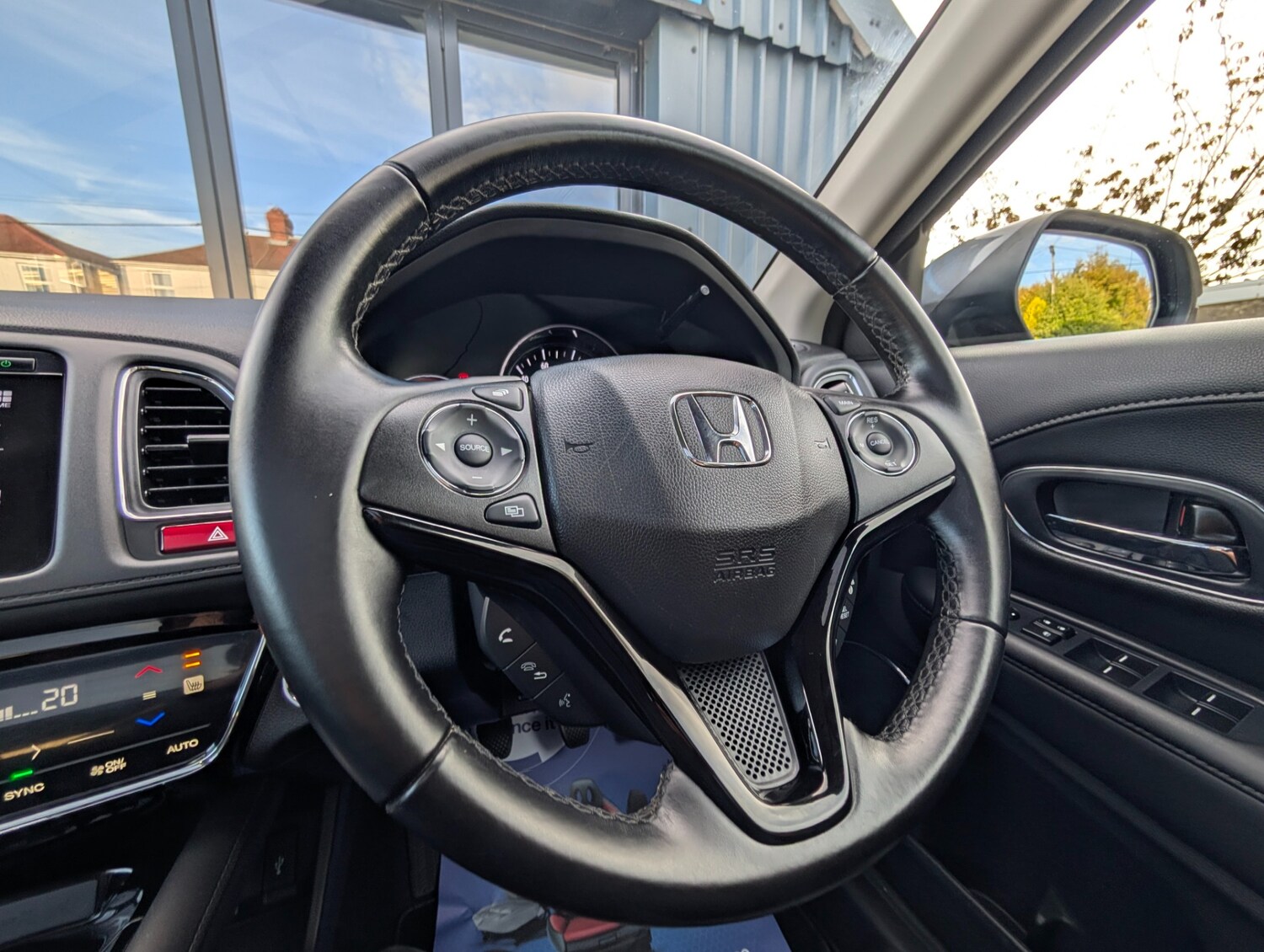 Used Honda HR-V 2018 for sale - 77113540: Photo 21