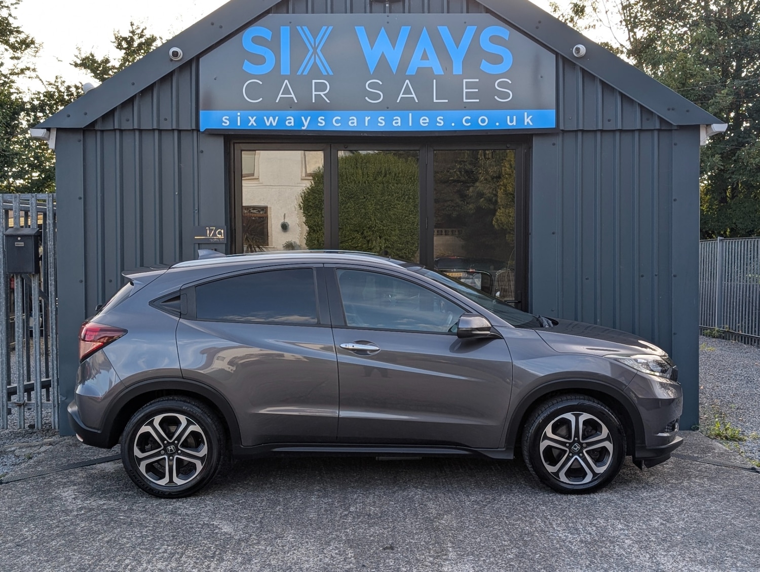 Used Honda HR-V 2018 for sale - 77113540: Photo 8