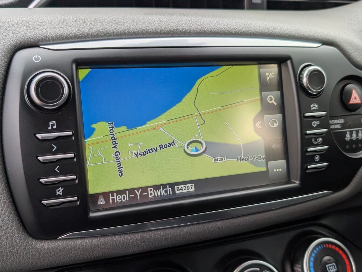 Used Toyota Yaris 2019 for sale - 77819061: Photo 16