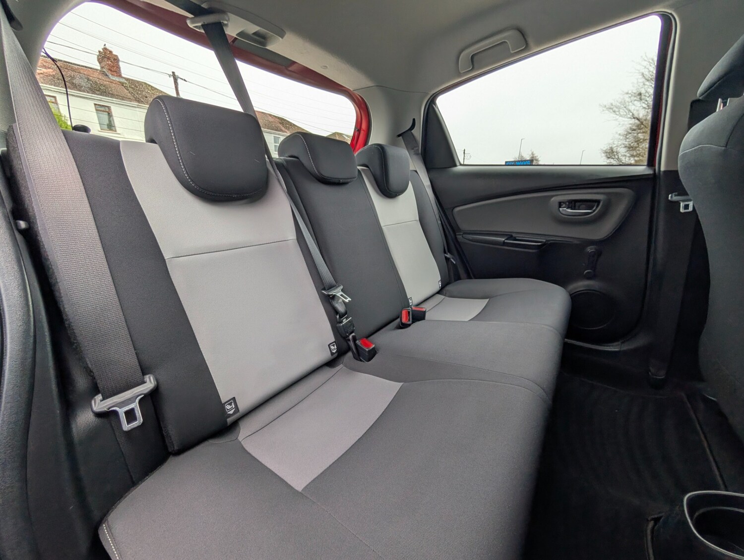 Used Toyota Yaris 2019 for sale - 77819061: Photo 21