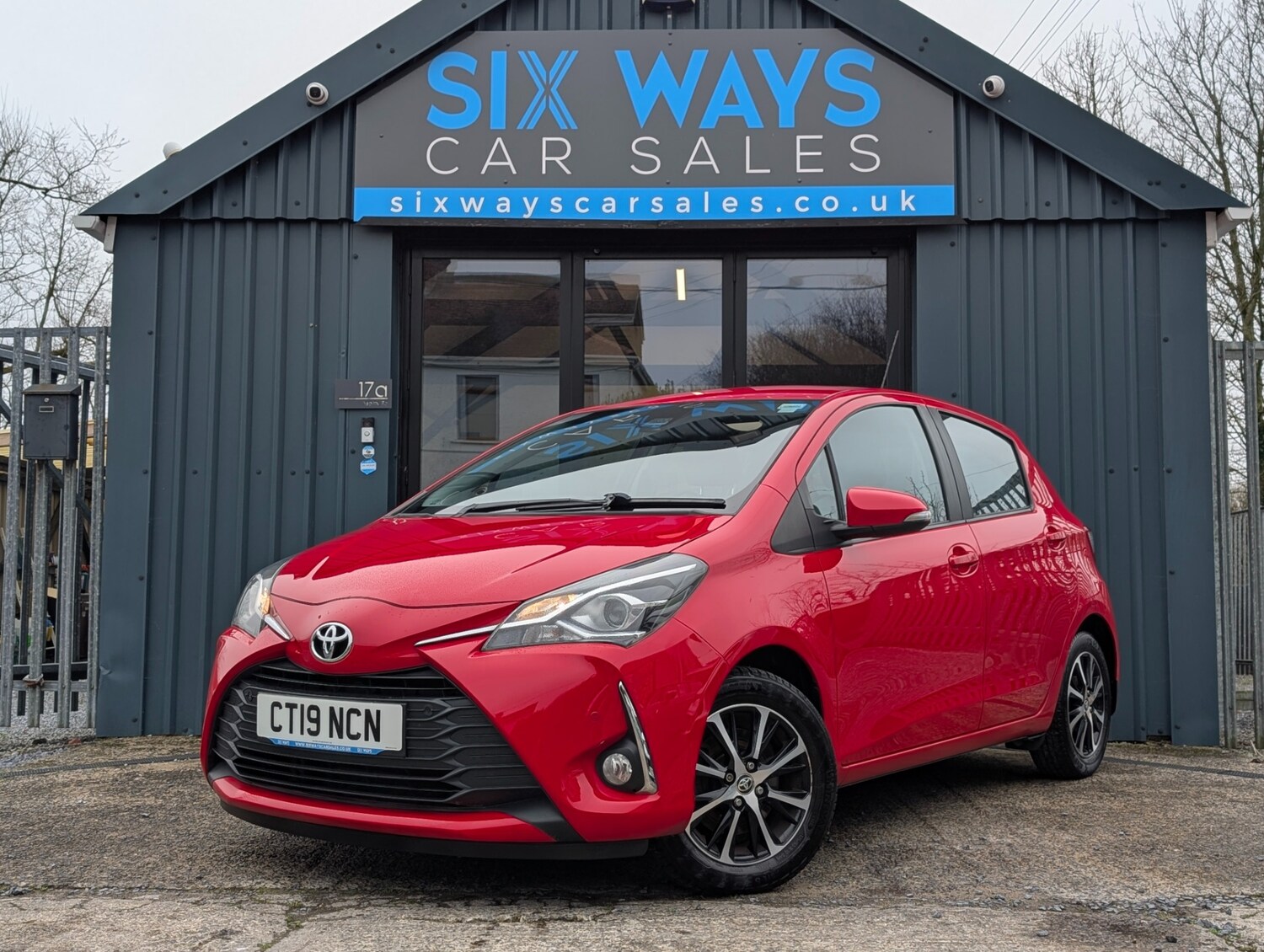 Used Toyota Yaris 2019 for sale - 77819061: Photo 6