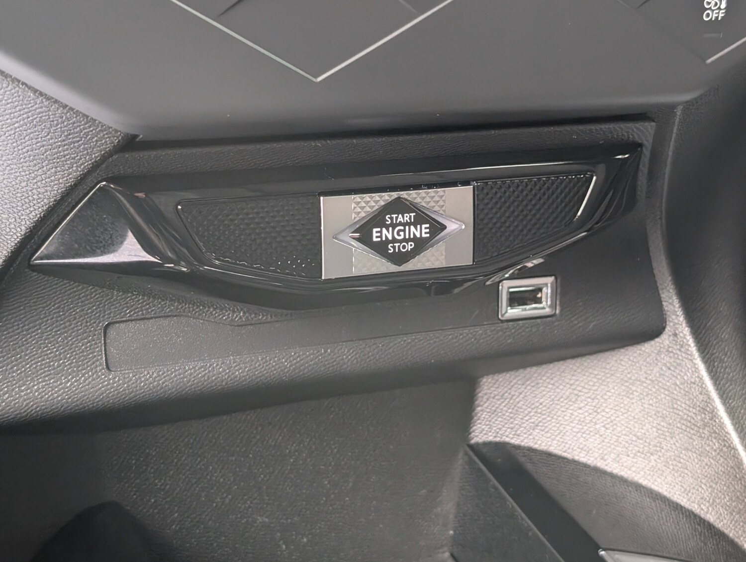 Used DS Automobiles DS 3 2022 for sale - 77819139: Photo 25