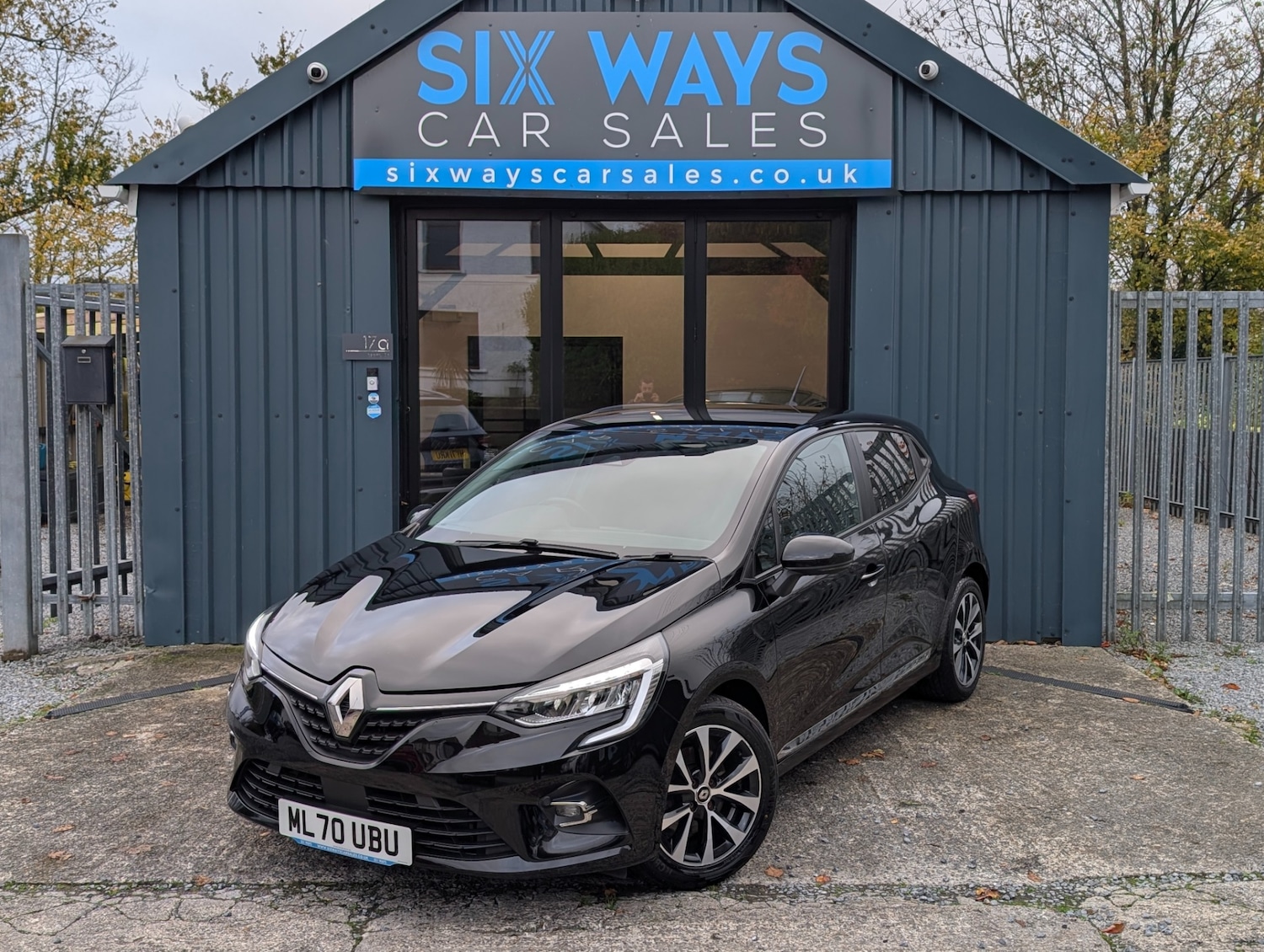 Used Renault Clio 2020 for sale - 76517725: Photo 5