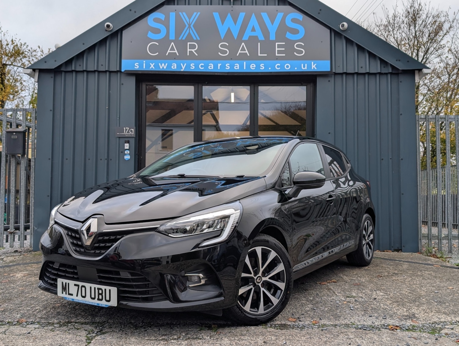 Used Renault Clio 2020 for sale - 76517725: Photo 6