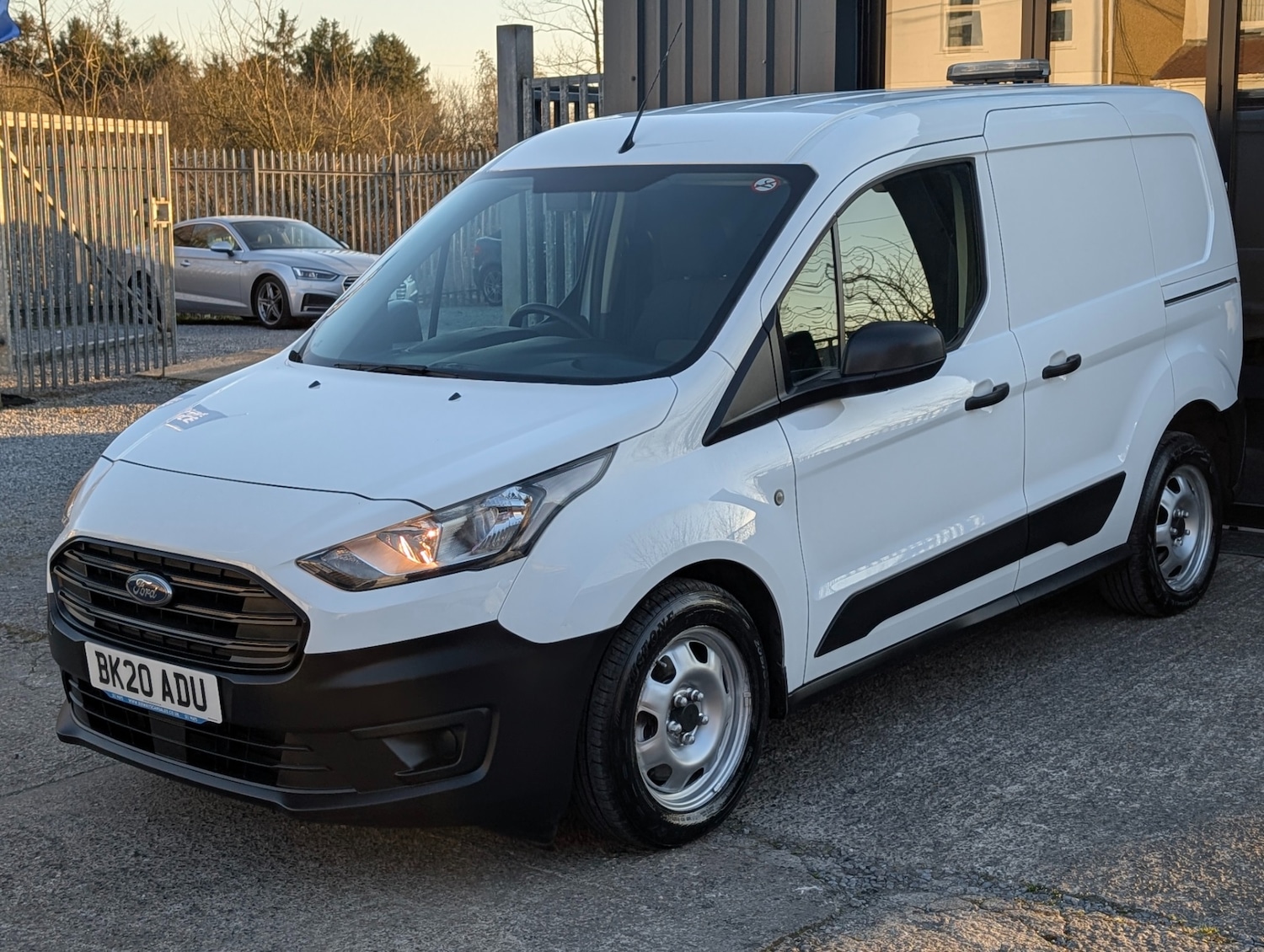 Used Ford Transit Connect 2020 for sale - 76005682: Photo 11