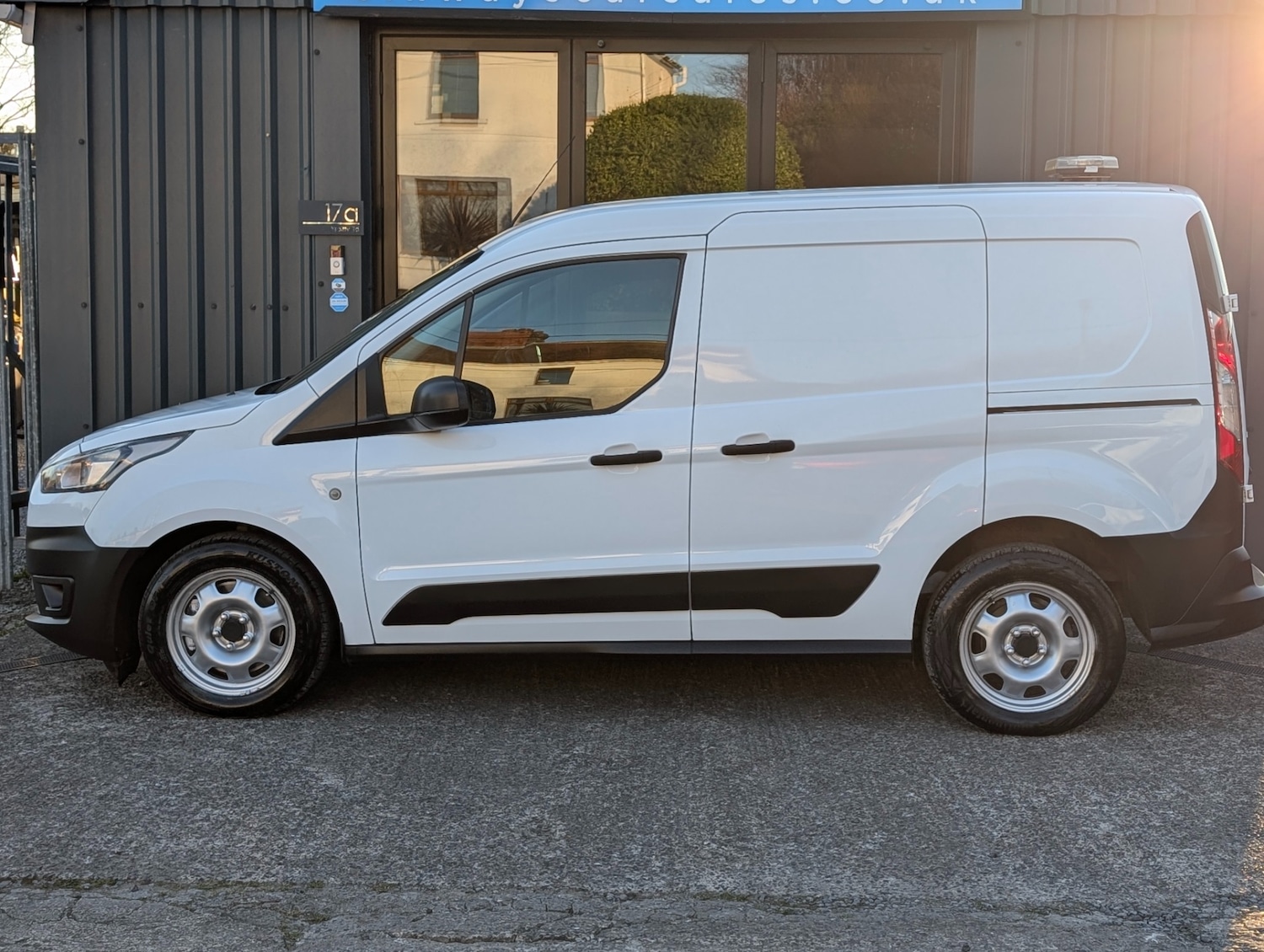 Used Ford Transit Connect 2020 for sale - 76005682: Photo 14