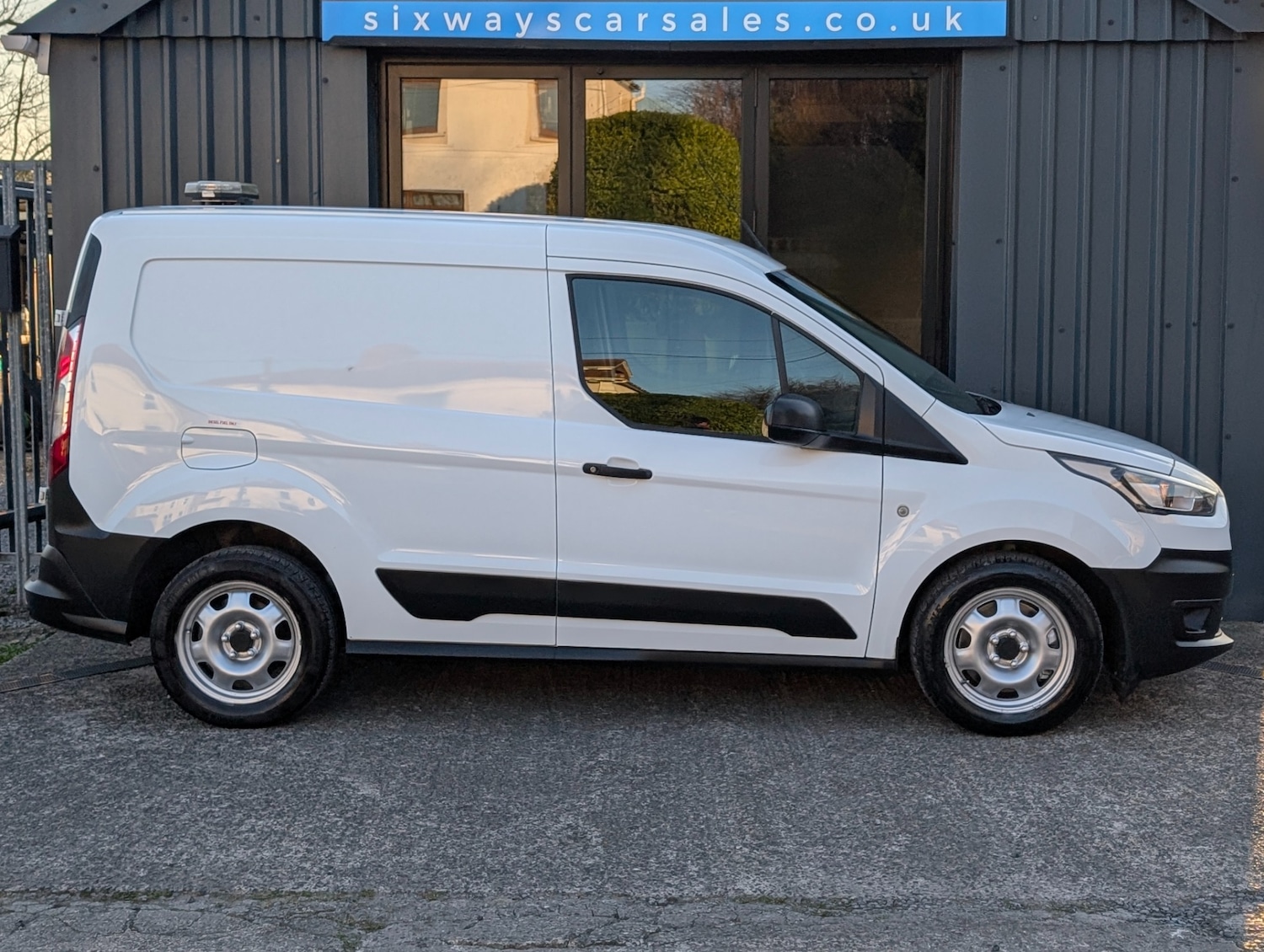 Used Ford Transit Connect 2020 for sale - 76005682: Photo 16