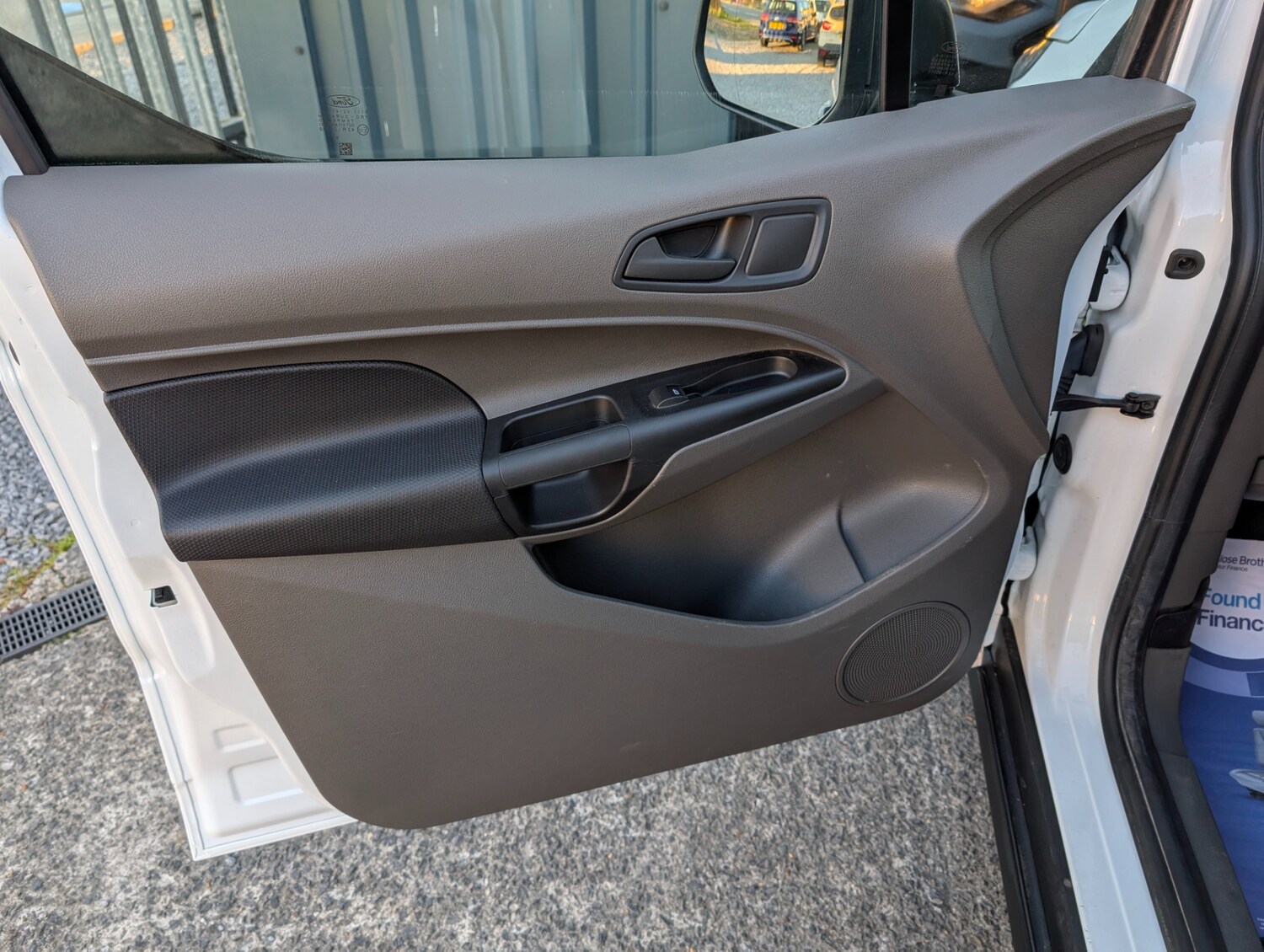Used Ford Transit Connect 2020 for sale - 76005682: Photo 32