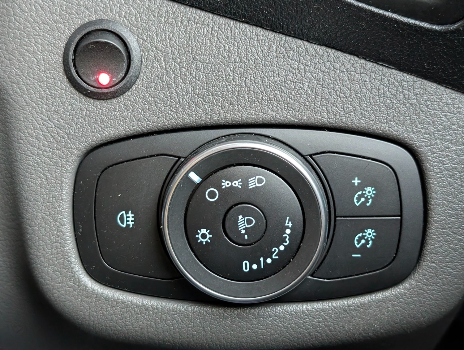 Used Ford Transit Connect 2020 for sale - 76005682: Photo 49