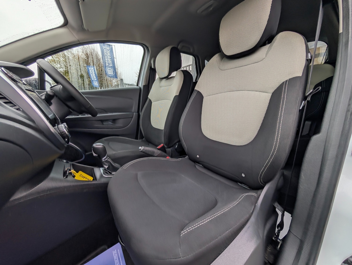 Used Renault Captur 2018 for sale - 76452463: Photo 11