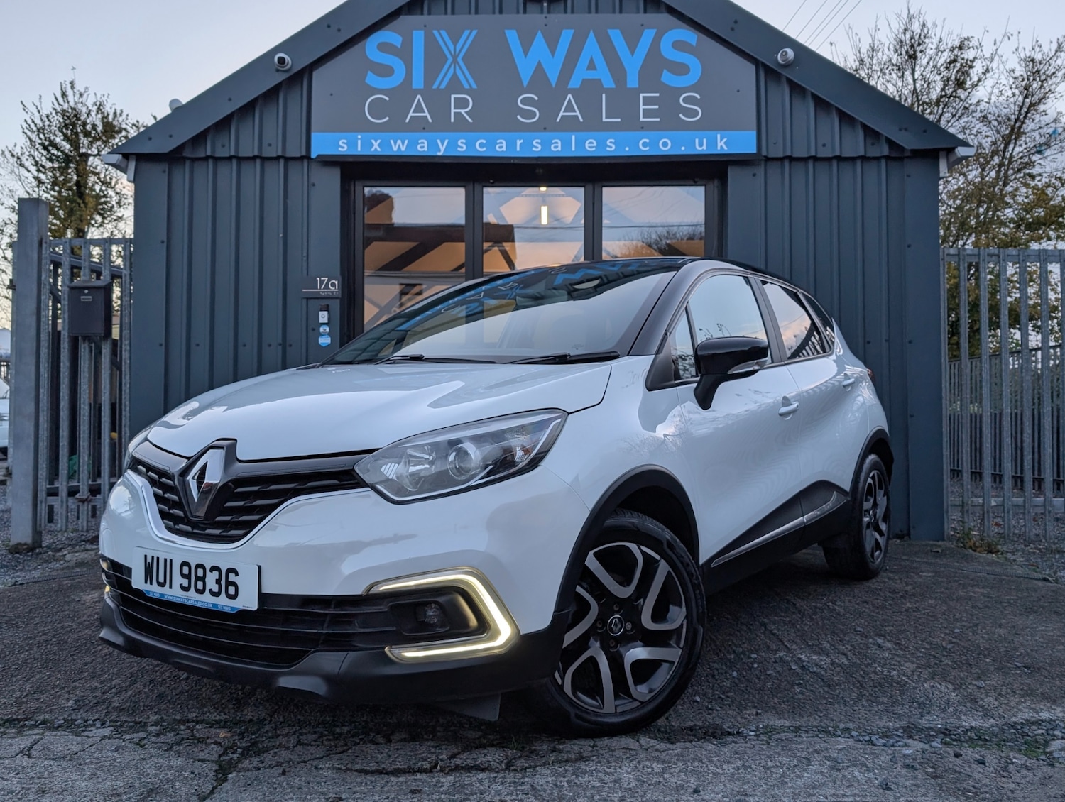 Used Renault Captur 2018 for sale - 76452463: Photo 6