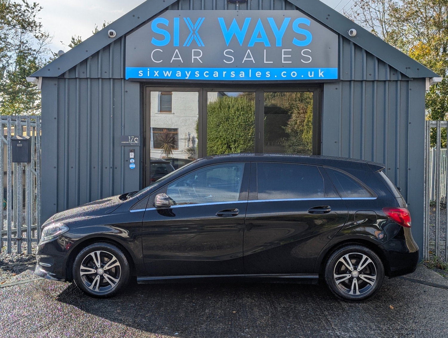 Used Mercedes-Benz B Class 2017 for sale - 76365199: Photo 9