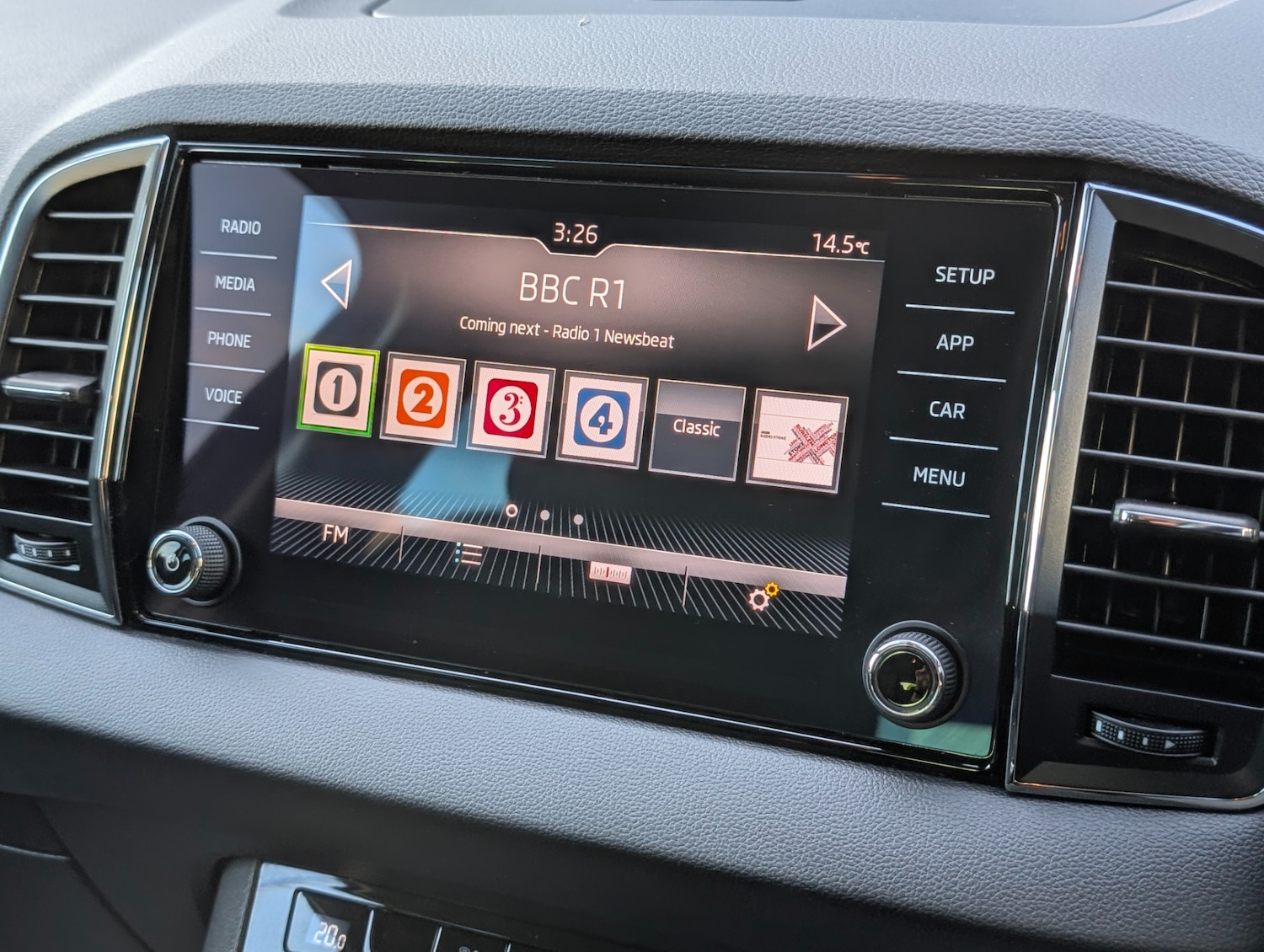 Used Skoda Karoq 2019 for sale - 76319204: Photo 19