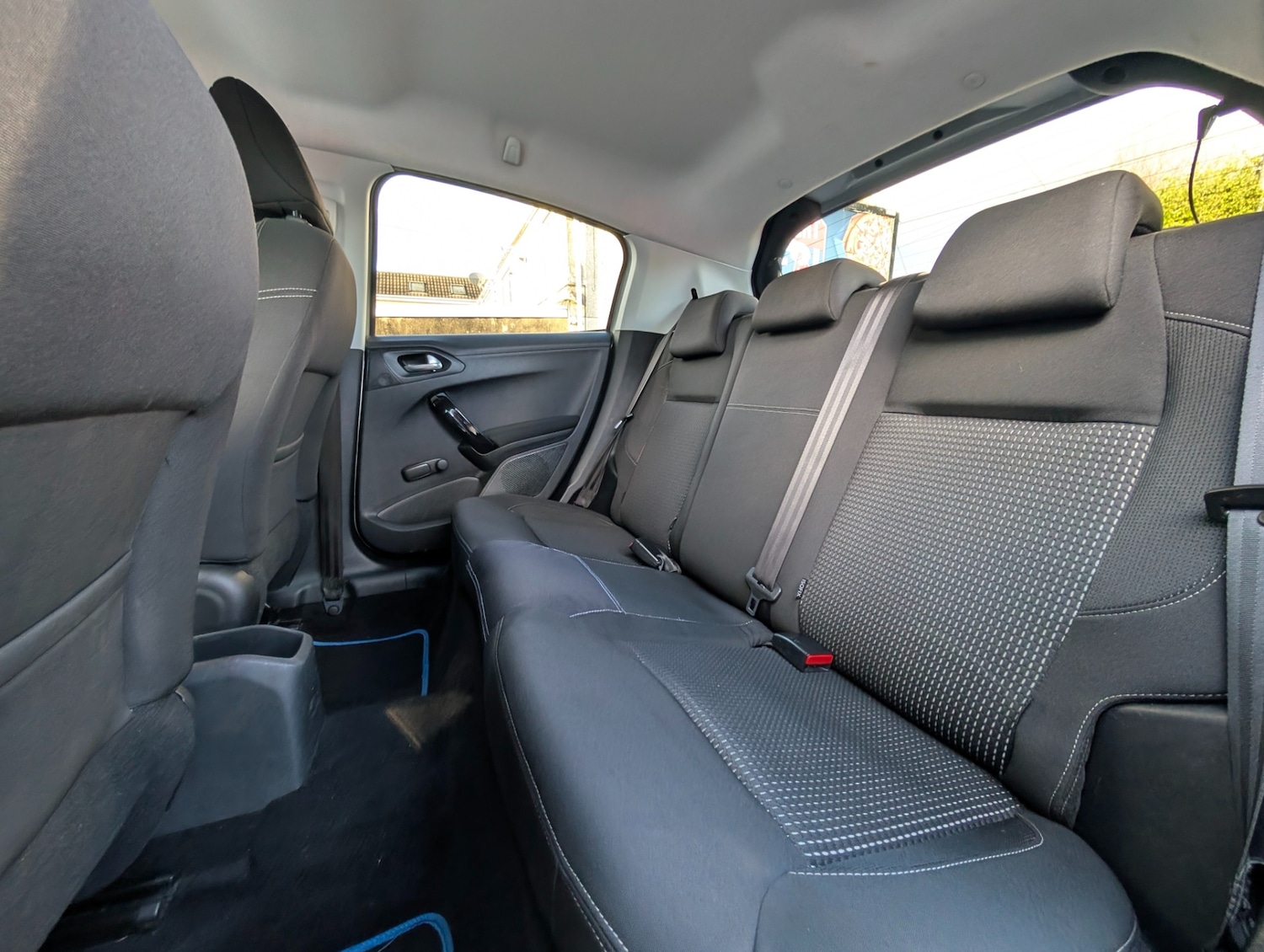 Used Peugeot 208 2016 for sale - 76613687: Photo 12