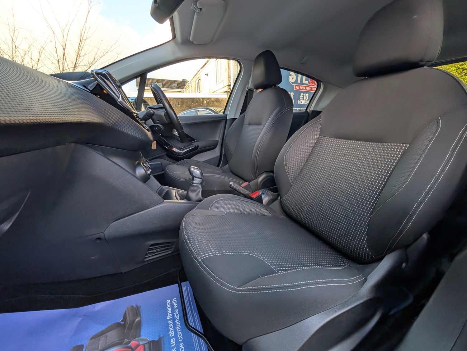 Used Peugeot 208 2016 for sale - 77365406: Photo 12