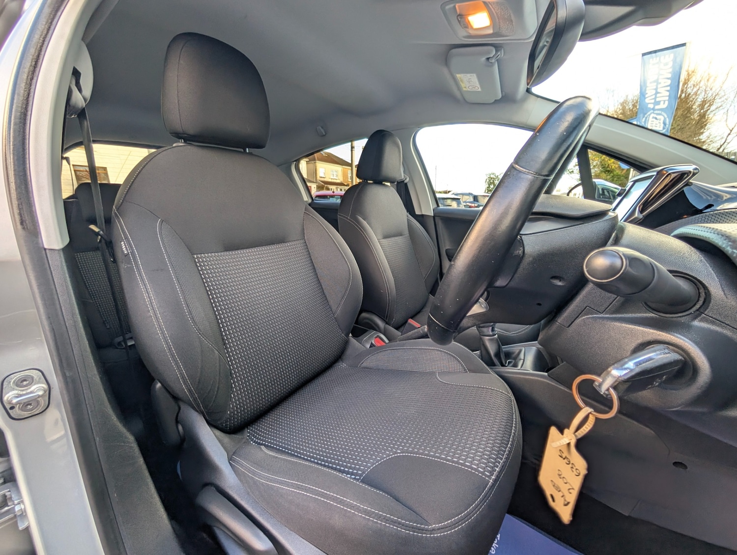 Used Peugeot 208 2016 for sale - 77365406: Photo 16