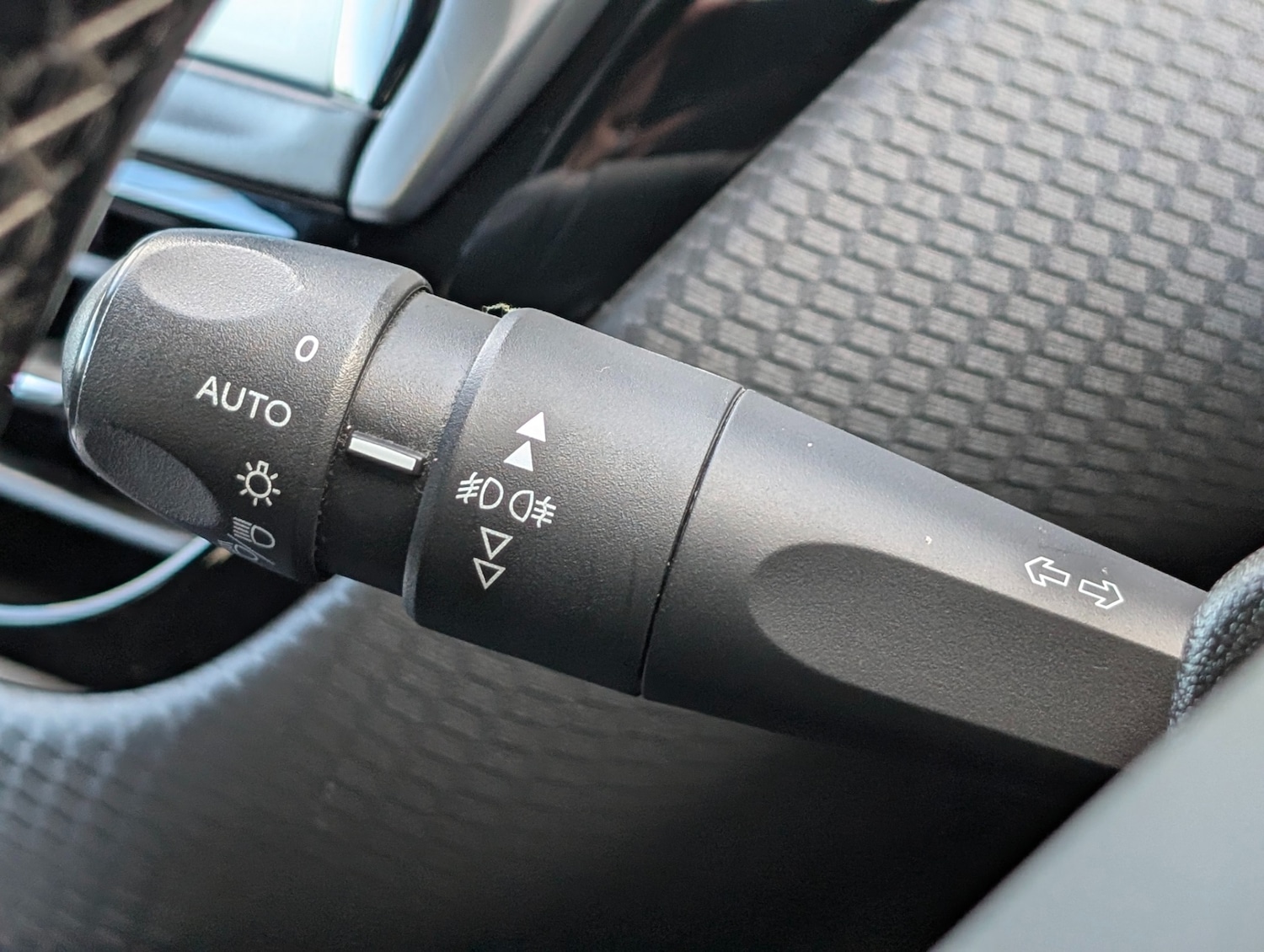 Used Peugeot 208 2016 for sale - 77365406: Photo 26