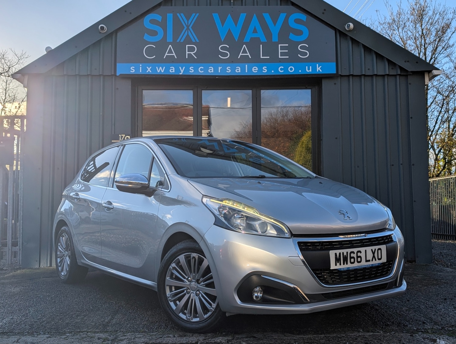Used Peugeot 208 2016 for sale - 77365406: Photo 3