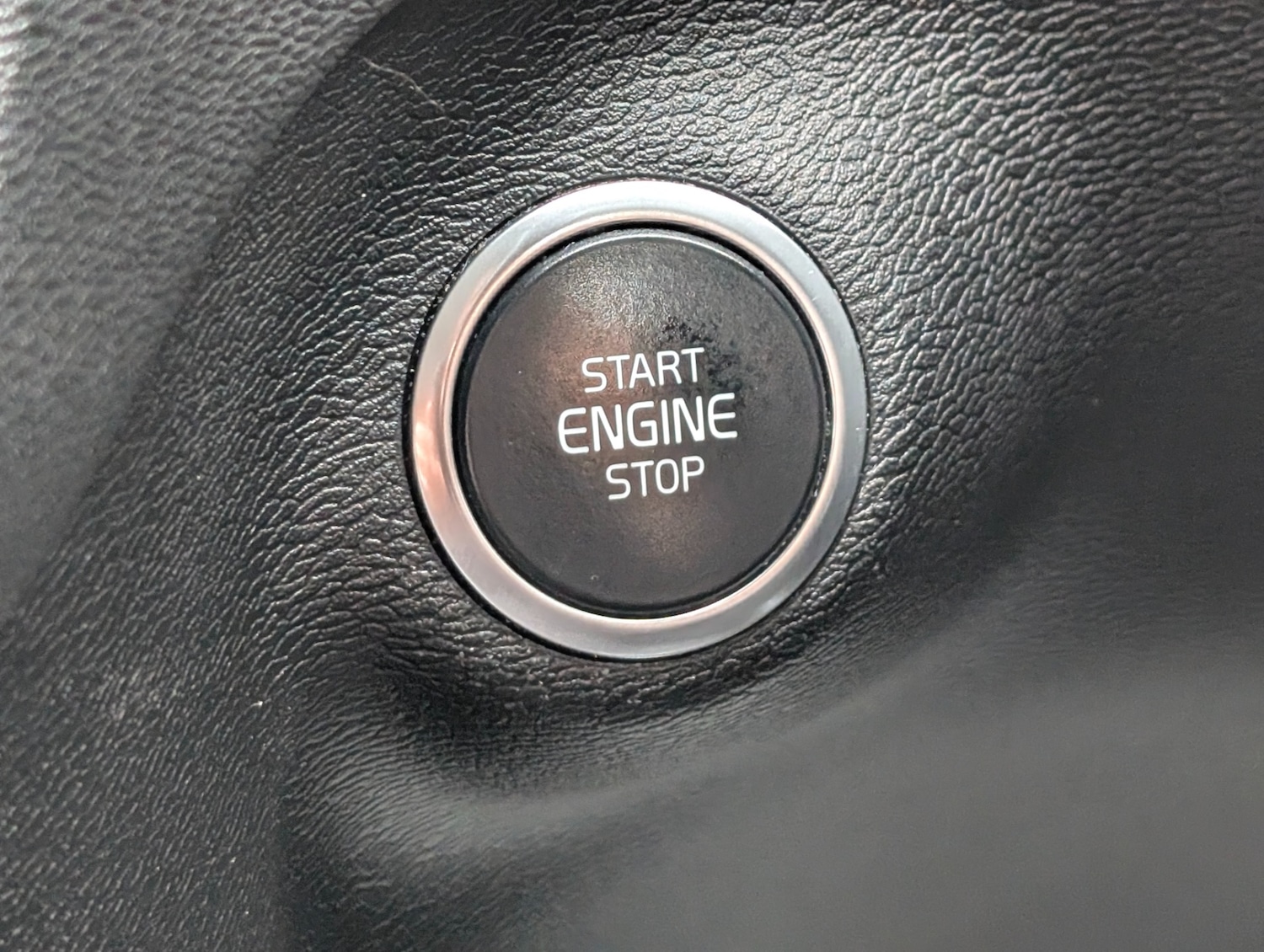 Used Volvo XC40 2018 for sale - 76207369: Photo 25