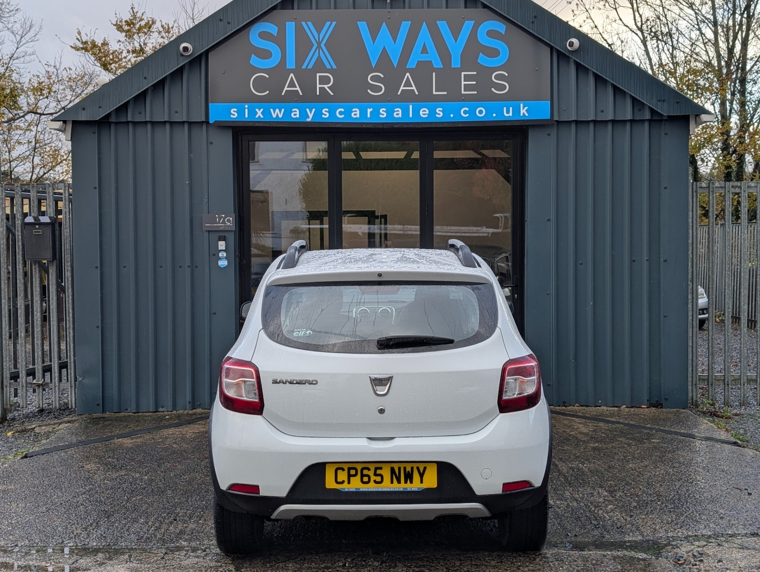 Used Dacia Sandero Stepway 2015 for sale - 76534172: Photo 10