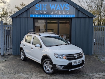 Used Dacia Sandero Stepway 2015 for sale - 76534172: Photo